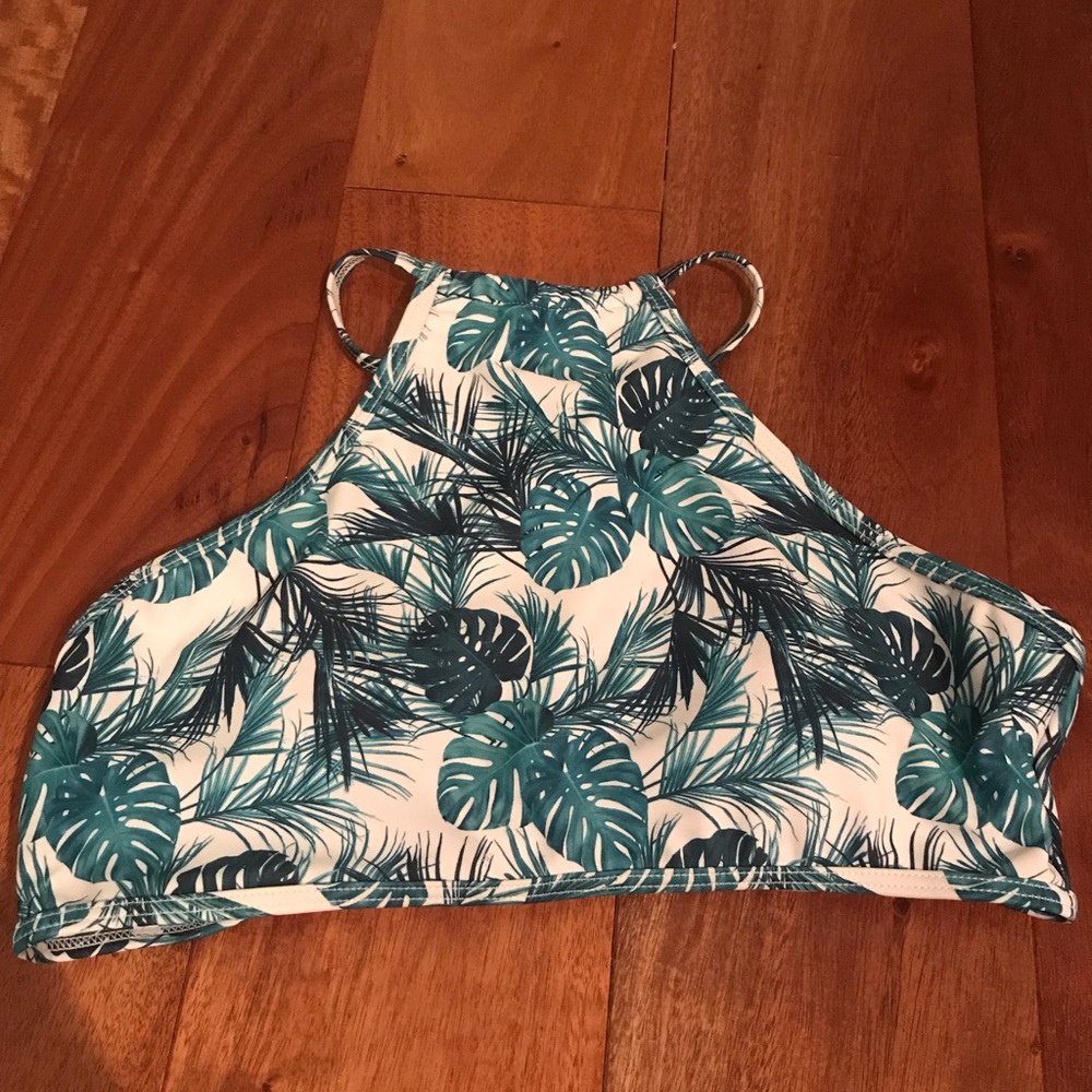 Super cute halter swim top